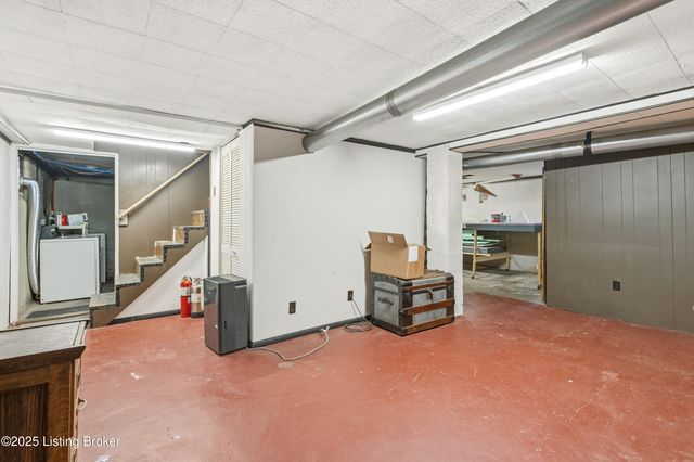 2231 Beargrass Ave, Louisville, KY 40218