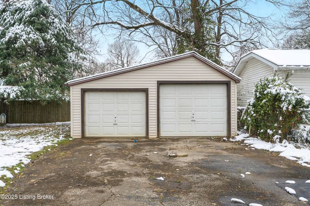 2231 Beargrass Ave, Louisville, KY 40218