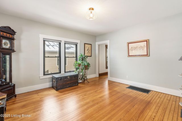 2231 Beargrass Ave, Louisville, KY 40218