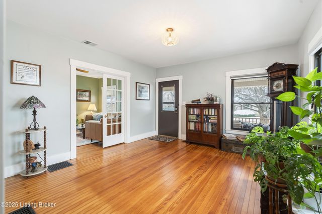 2231 Beargrass Ave, Louisville, KY 40218