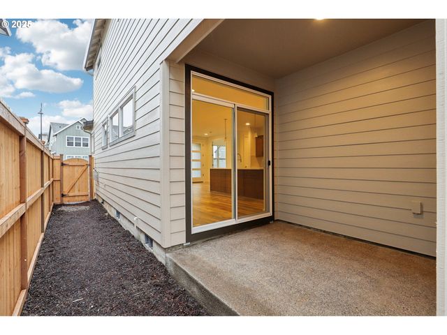 8259 Se Quincy St, Hillsboro, OR 97123