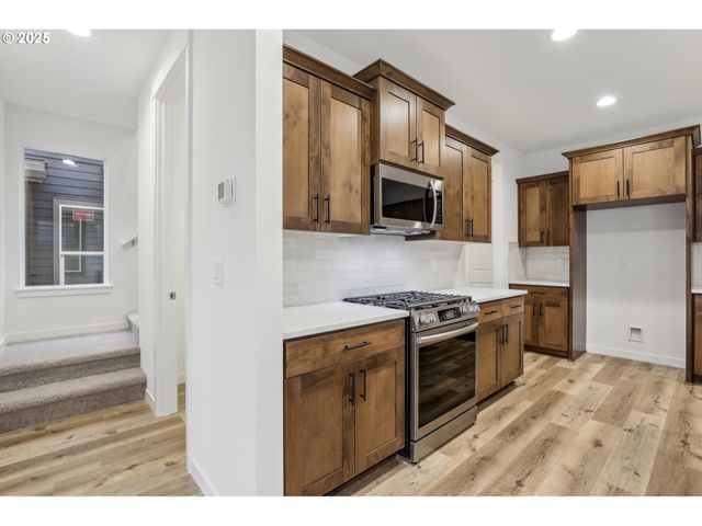 8259 Se Quincy St, Hillsboro, OR 97123