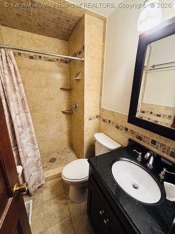 3 Woodbury Circle, Nitro, WV 25143