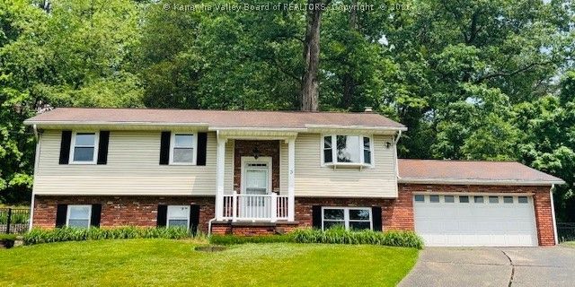 3 Woodbury Circle, Nitro, WV 25143