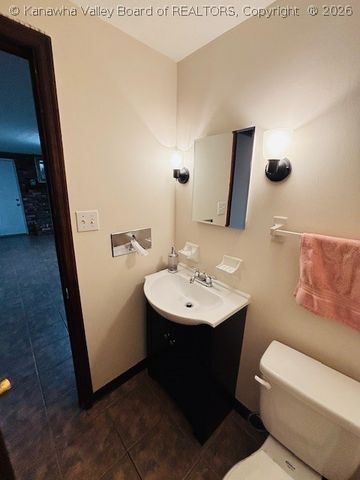 3 Woodbury Circle, Nitro, WV 25143
