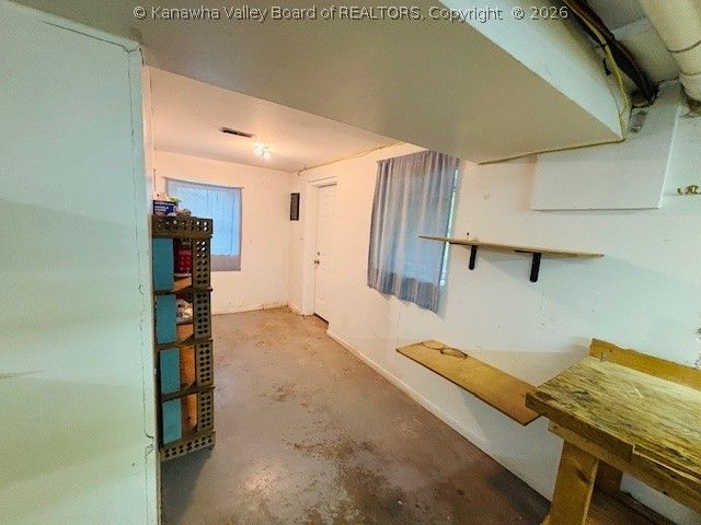 3 Woodbury Circle, Nitro, WV 25143