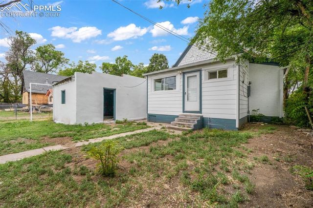 1030 Pine Street, Pueblo, CO 81004