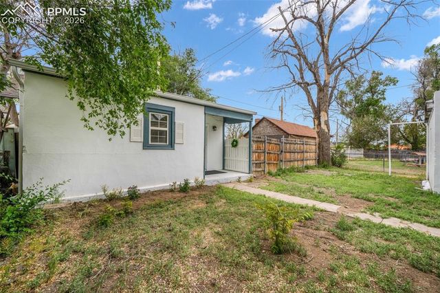 1030 Pine Street, Pueblo, CO 81004