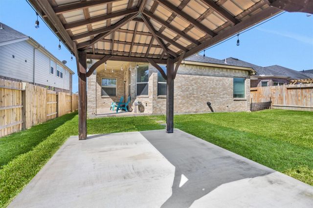 409 Billingsgate Chase, Conroe, TX 77304