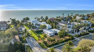 617 Gulf Shore Blvd N, Naples, FL 34102