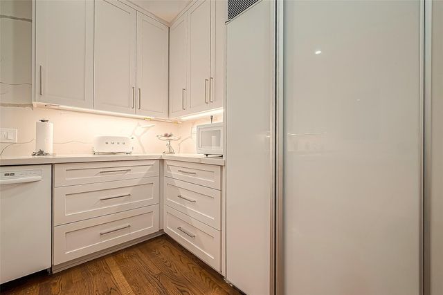 983 S Post Oak Lane, Houston, TX 77056
