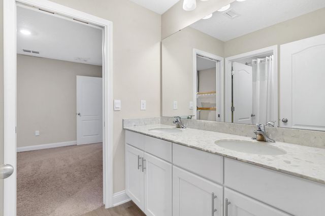 403 Ocean Jasper Dr, St Augustine, FL 32086