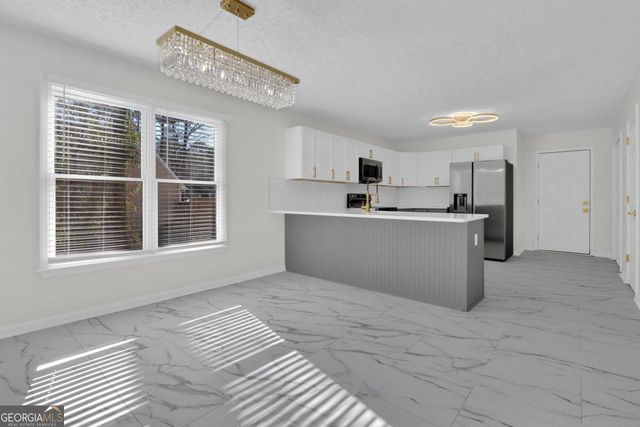 3760 Mountain Cove Road, Snellville, GA 30039