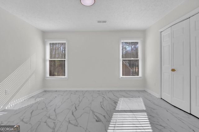 3760 Mountain Cove Road, Snellville, GA 30039