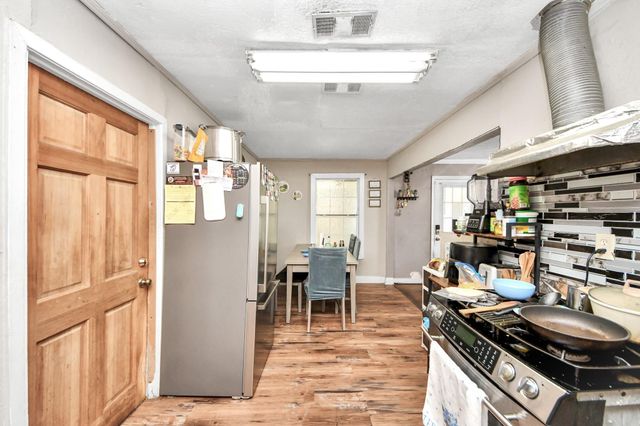 205 W Bird Road, Pasadena, TX 77502
