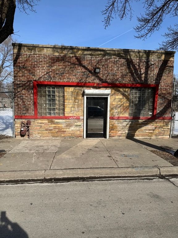 850 W 51st Street, Chicago, IL 60609