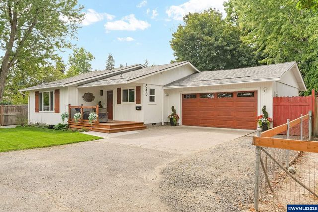 840 Wildwind Dr, Salem, OR 97302
