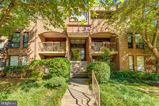 11260 CHESTNUT GROVE SQ #339, Reston, VA 20190