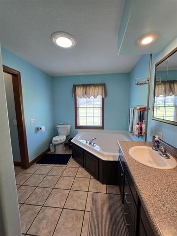 566 Angler Avenue, Coldwater, MI 49036