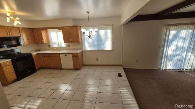 42455 Bishop Road, Canton, MI 48188