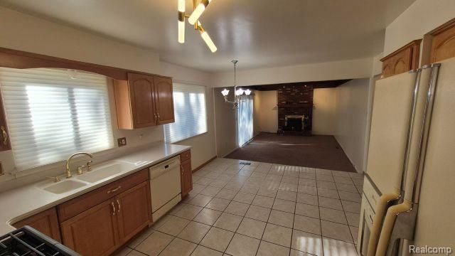 42455 Bishop Road, Canton, MI 48188