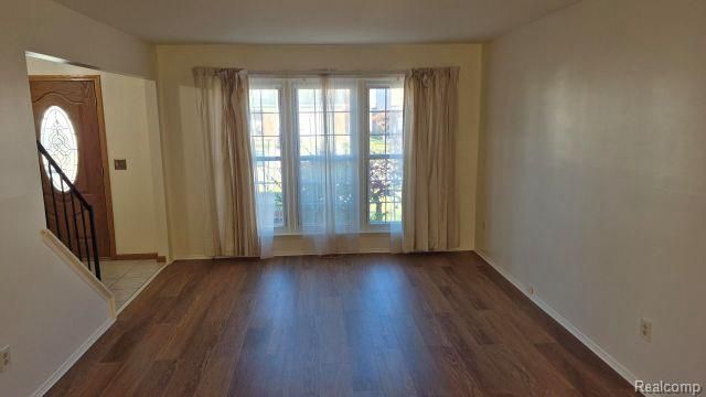 42455 Bishop Road, Canton, MI 48188