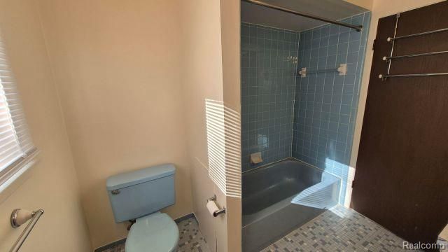 42455 Bishop Road, Canton, MI 48188