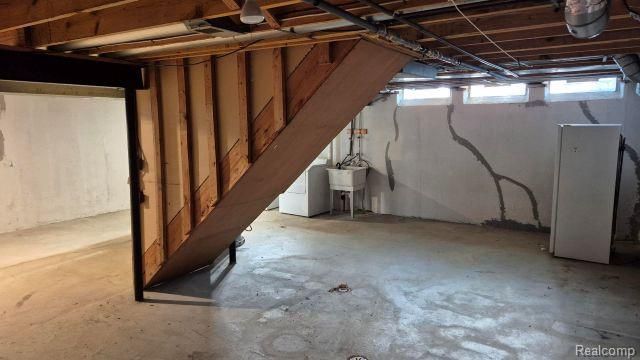 42455 Bishop Road, Canton, MI 48188