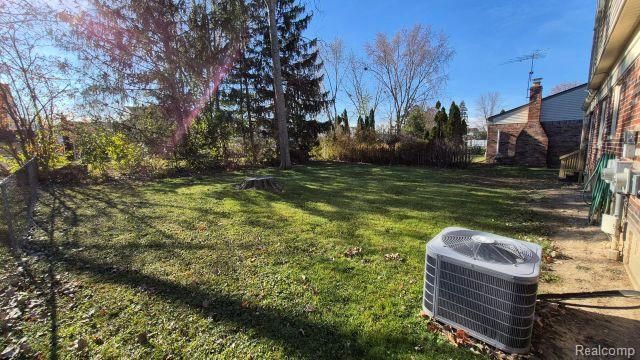 42455 Bishop Road, Canton, MI 48188