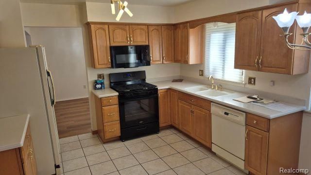 42455 Bishop Road, Canton, MI 48188