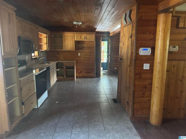 575 DEER TRACE ROAD, Pell City, AL 35125