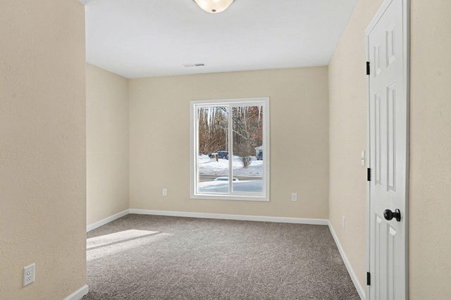 317 E Bertrand Road, Niles, MI 49120