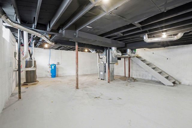 317 E Bertrand Road, Niles, MI 49120