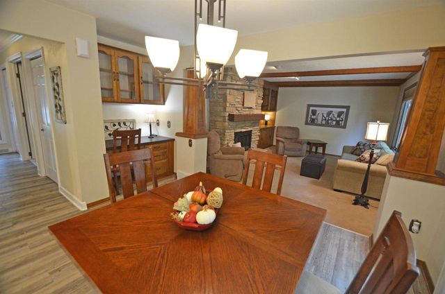 421 POLARIS COURT, Green Bay, WI 54302