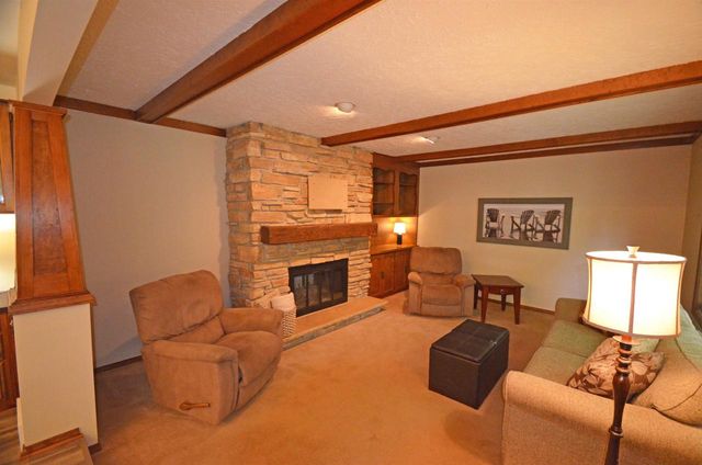 421 POLARIS COURT, Green Bay, WI 54302