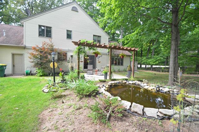 421 POLARIS COURT, Green Bay, WI 54302