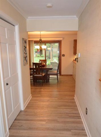 421 POLARIS COURT, Green Bay, WI 54302