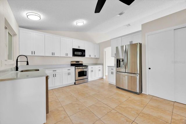910 N AMY RIDGE COURT, Kissimmee, FL 34747