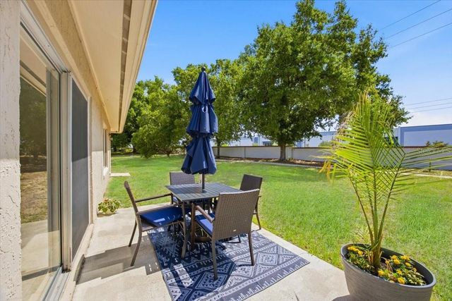 910 AMY RIDGE COURT, Kissimmee, FL 34747