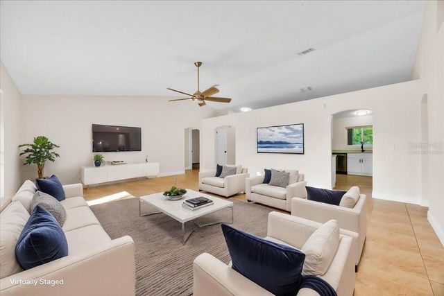 910 N AMY RIDGE COURT, Kissimmee, FL 34747