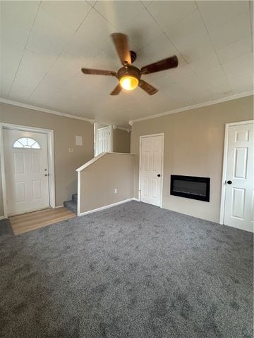 4450 Morefield Rd, Hermitage, PA 16148