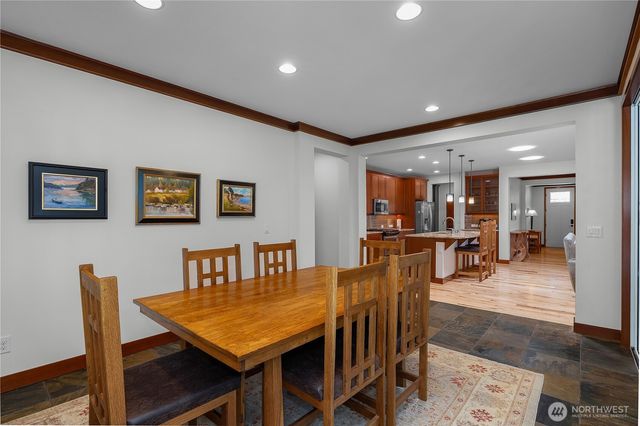4650 Meriwood Drive NE, Lacey, WA 98516