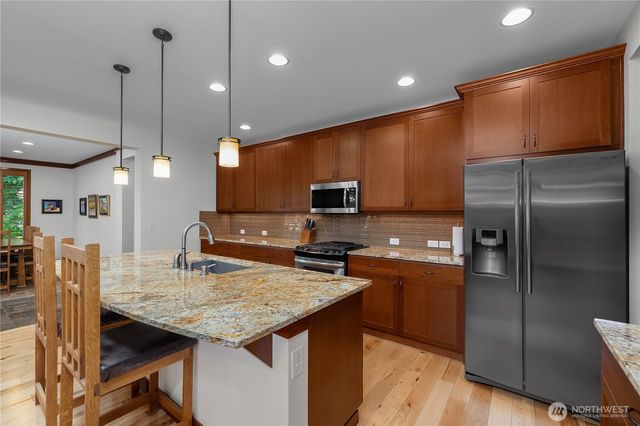 4650 Meriwood Drive NE, Lacey, WA 98516