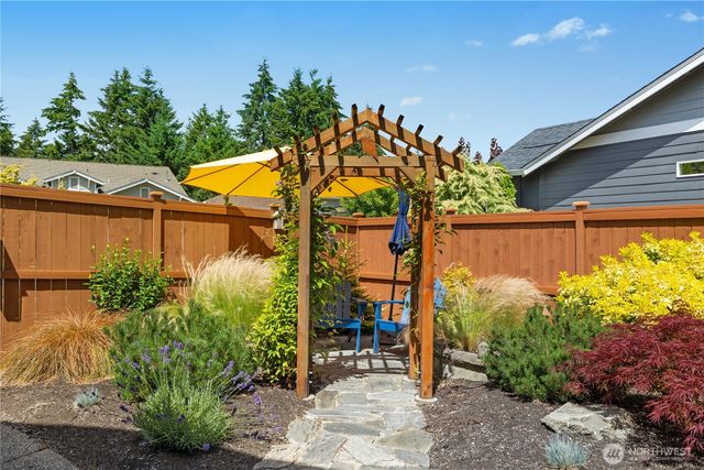4650 Meriwood Drive NE, Lacey, WA 98516