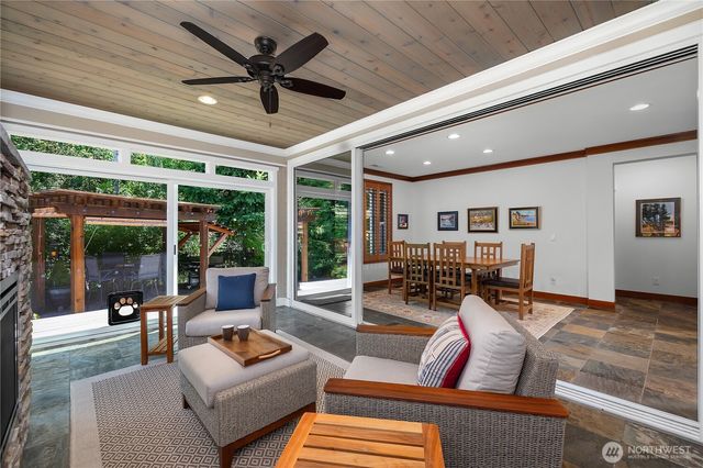 4650 Meriwood Drive NE, Lacey, WA 98516