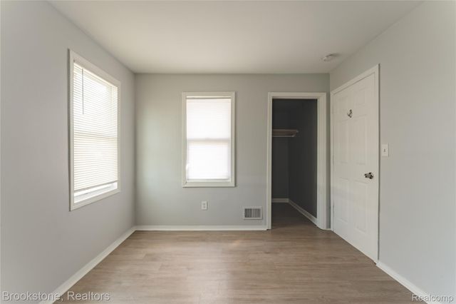 524 Luther Avenue, Pontiac, MI 48341