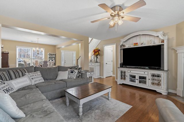 11896 BERRY PATCH CV, Arlington, TN 38002