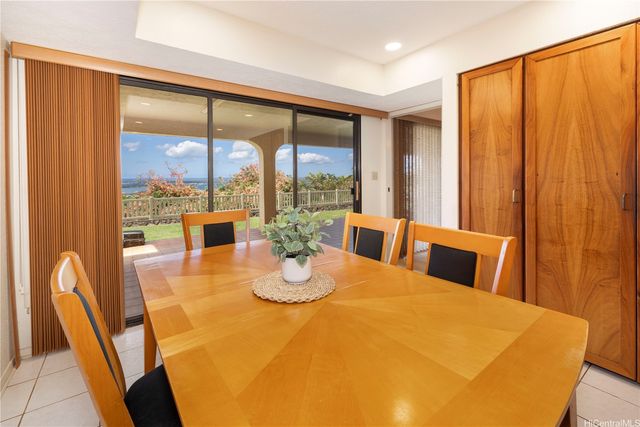 98-806 Leialii Street, Aiea, HI 96701
