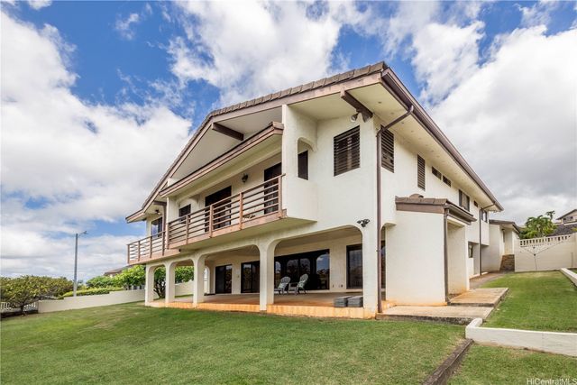 98-806 Leialii Street, Aiea, HI 96701