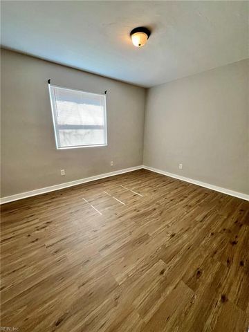 2334 Maltby Ave Apt 4, Norfolk, VA 23504